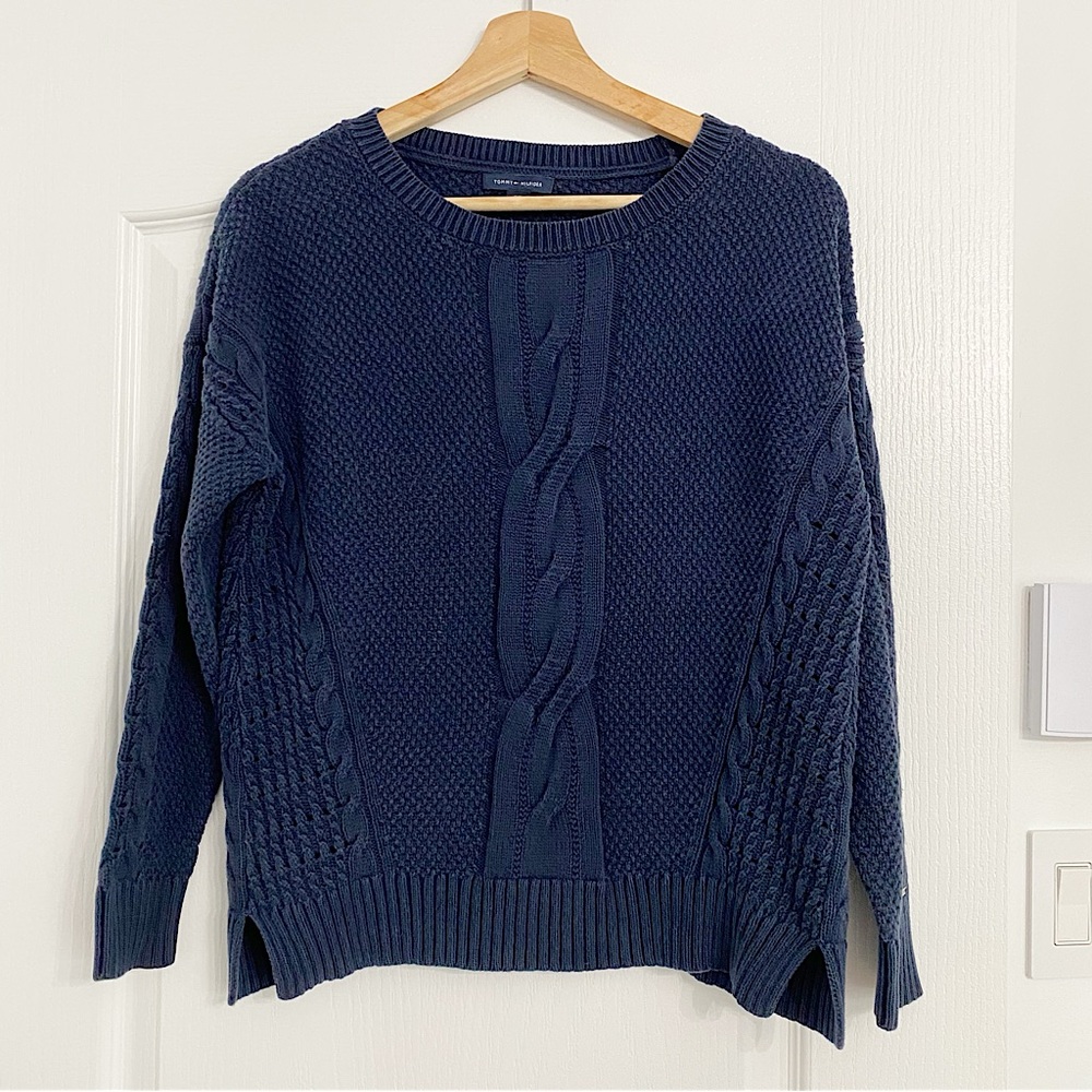 TOMMY HILFIGER | Navy blue cable knit sweater